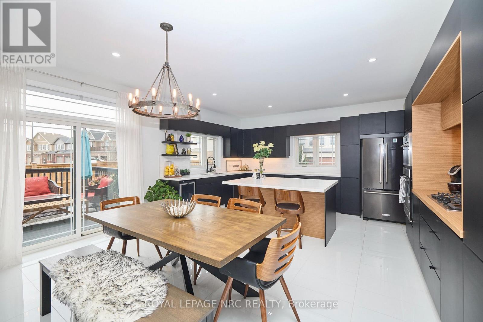 31 BERGENSTEIN CRESCENT - Image 22