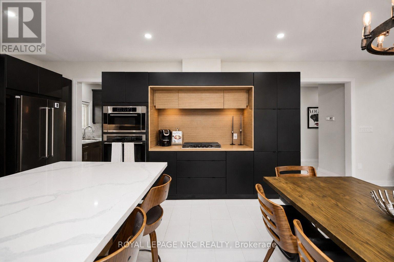 31 BERGENSTEIN CRESCENT - Image 24