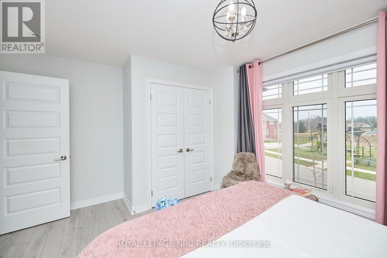 31 BERGENSTEIN CRESCENT - Image 42