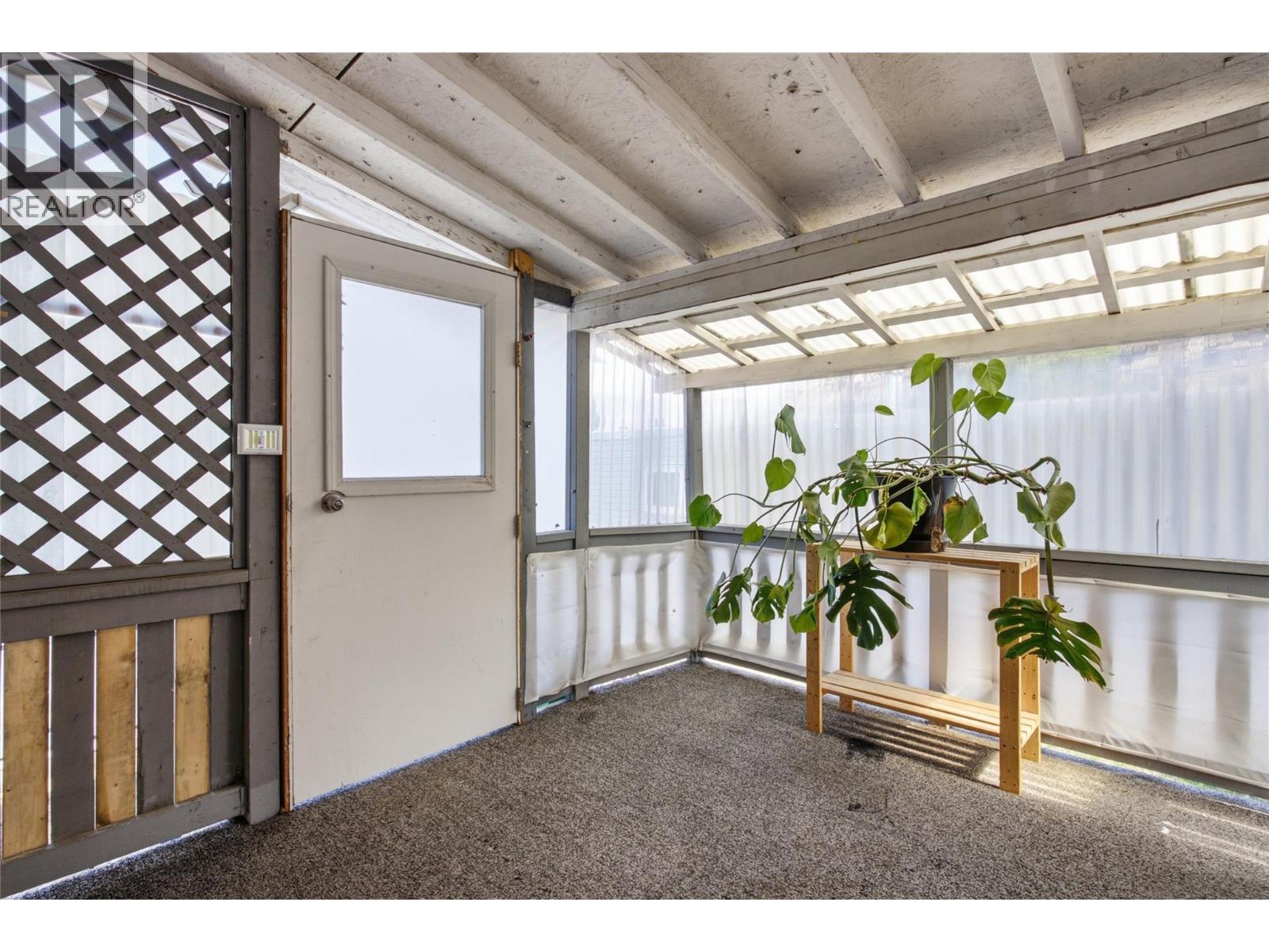 #3 1175 ROSE HILL Road - Image 20