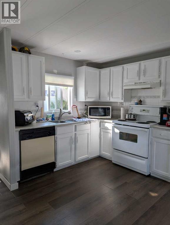 148, 5344 76 Street - 2