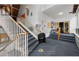 1 - 233 Westview Boulevard, Toronto, ON M4B3J7 Photo 9
