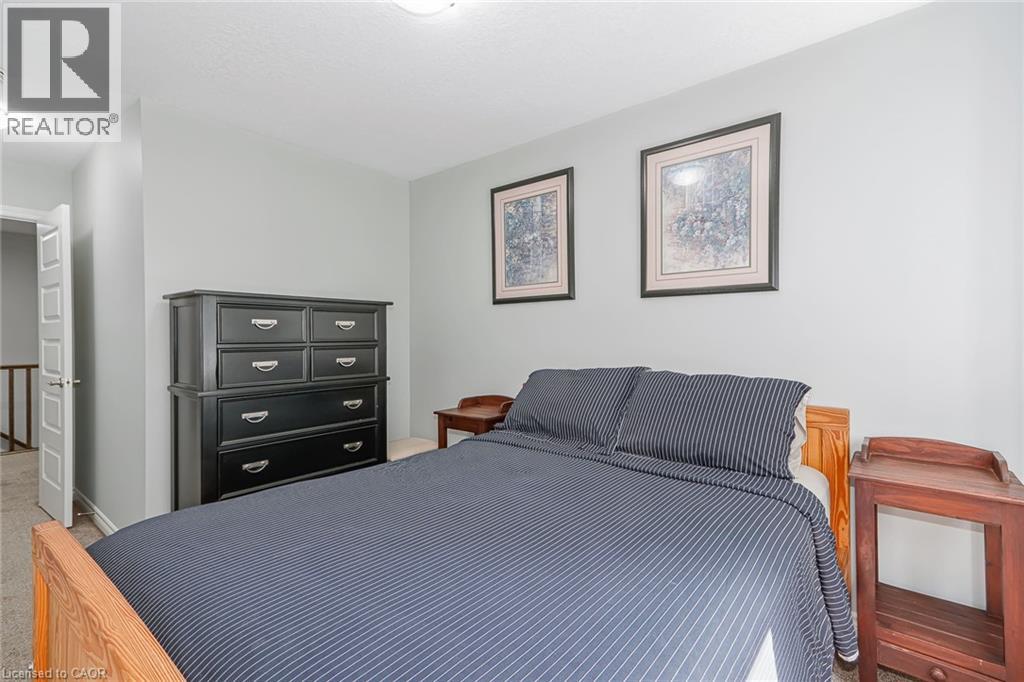 39 RUSSETT Drive - Image 19