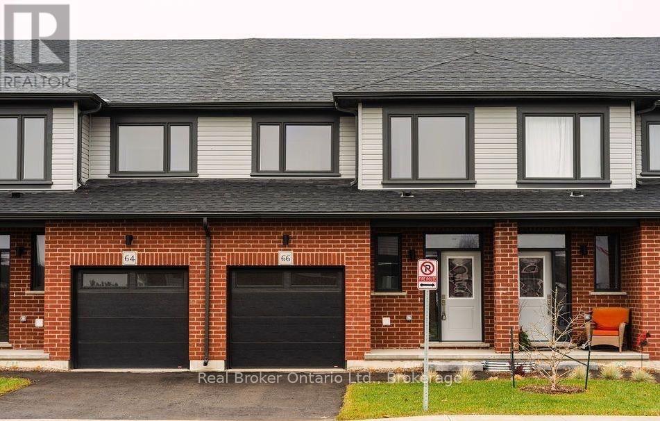 66 AYR MEADOWS CRESCENT — photo 2
