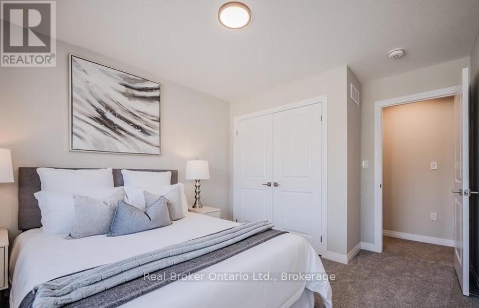 66 AYR MEADOWS CRESCENT - 28