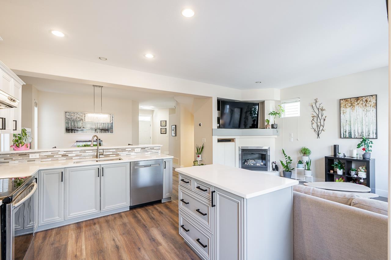 15163 61A AVENUE, Surrey