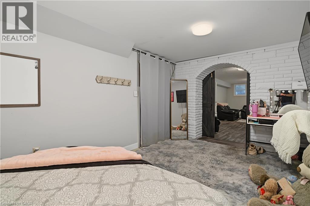 197 KRIBS Street - Image 36