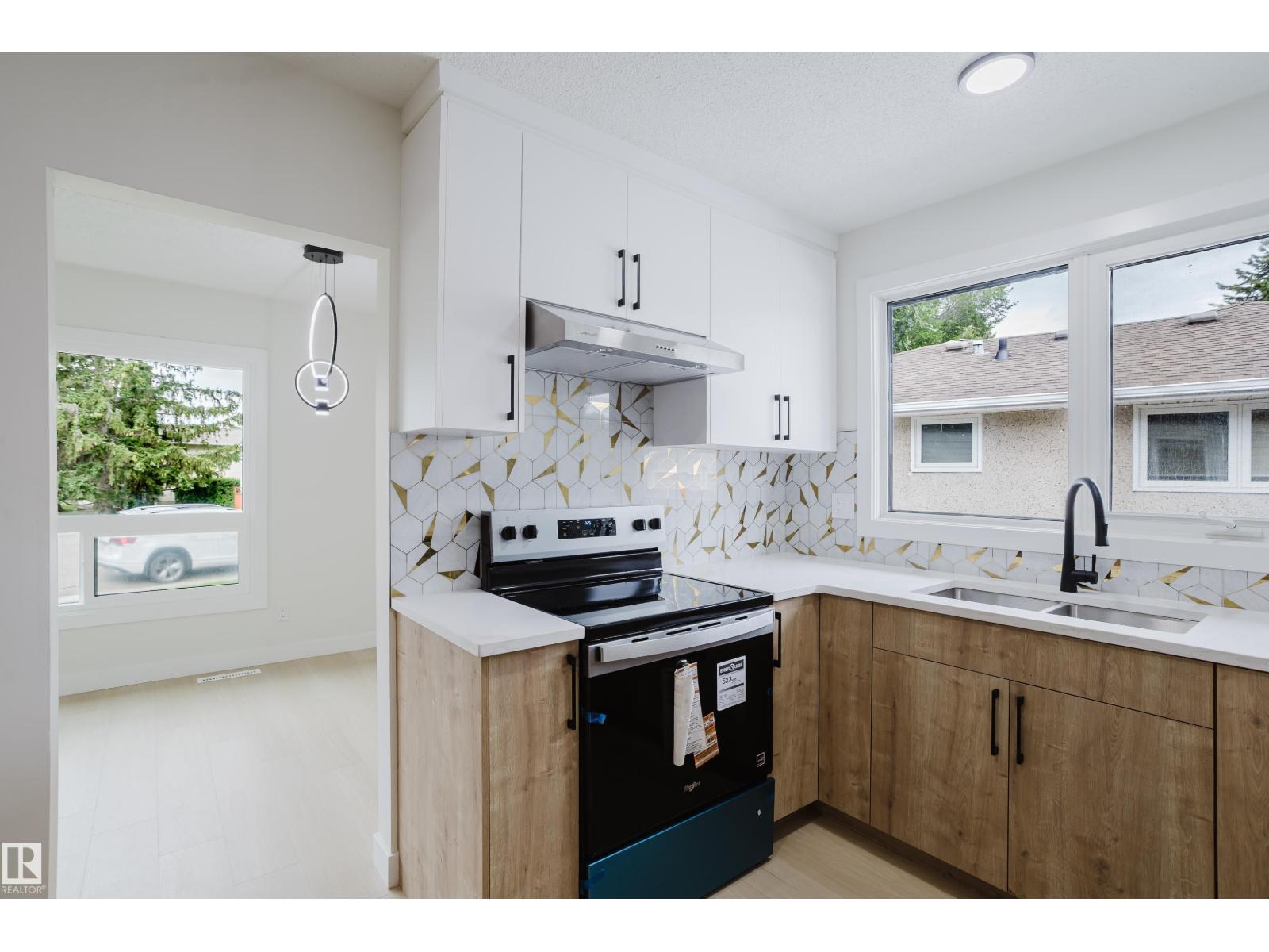 4103 111A ST NW - 10