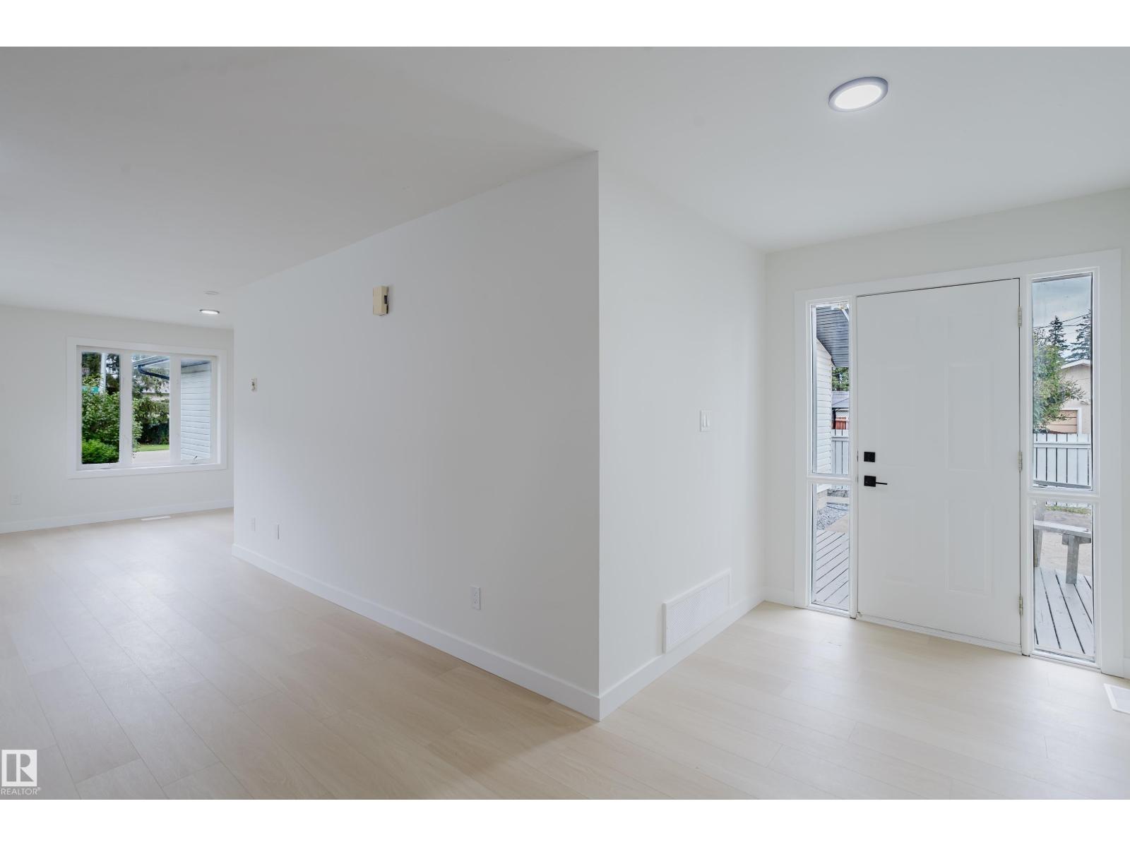 4103 111A ST NW - 28