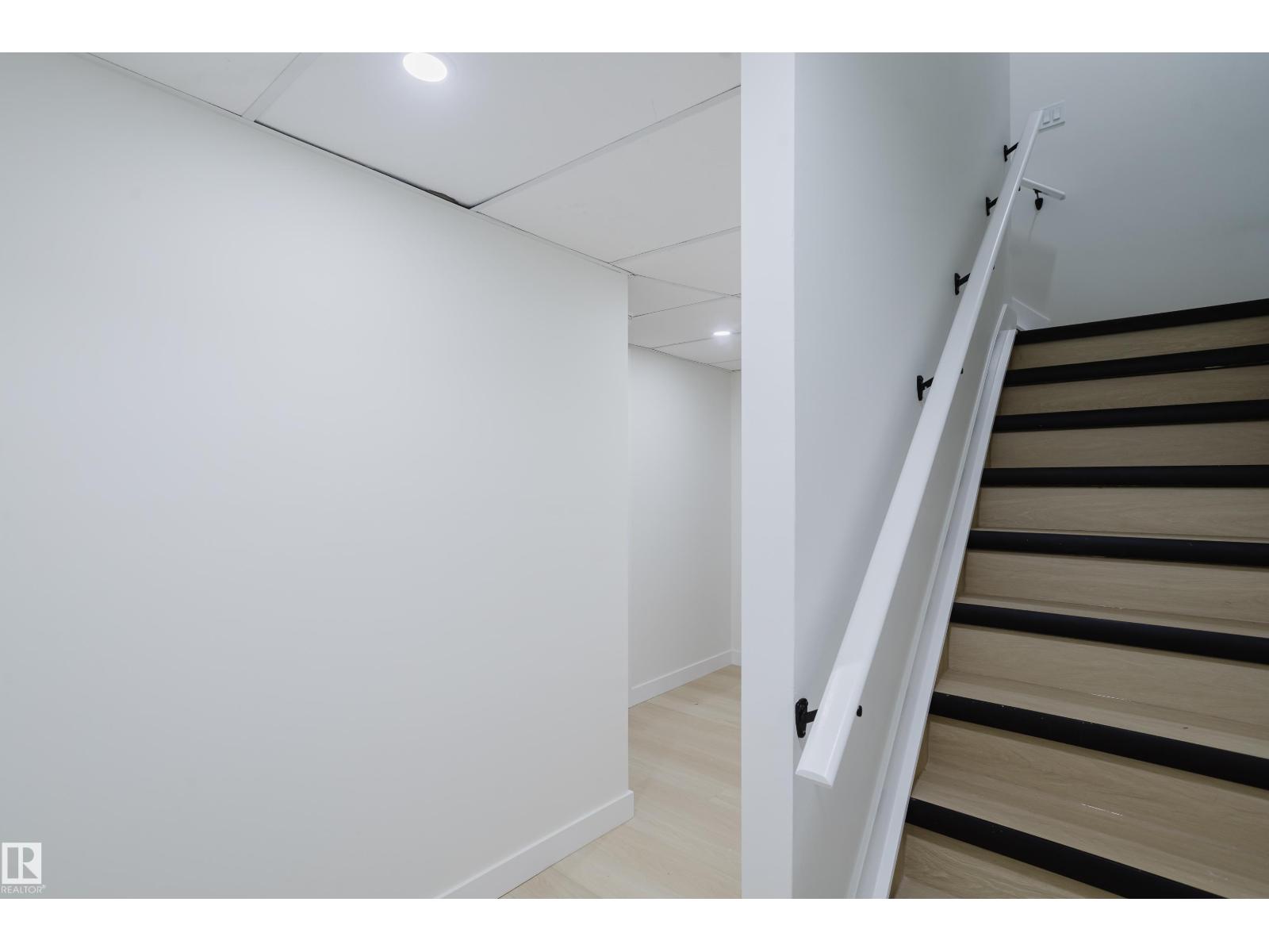 4103 111A ST NW - Image 38