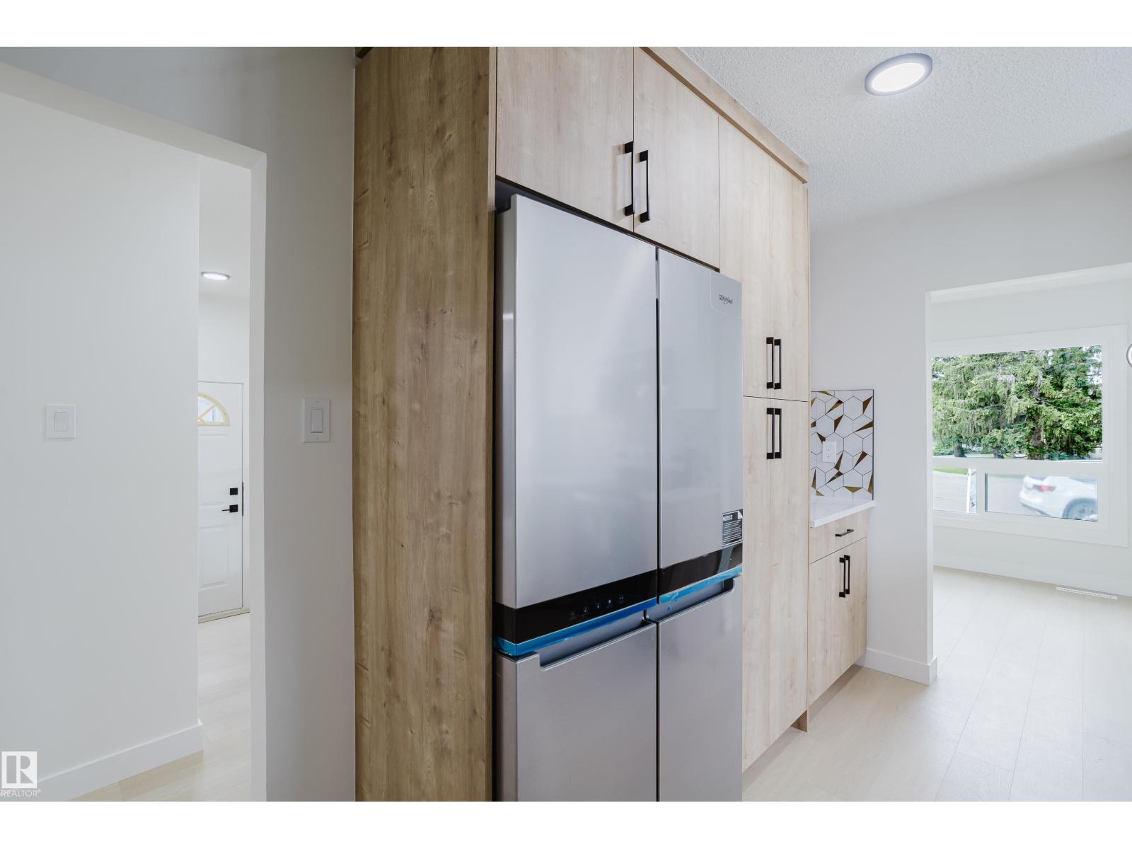 4103 111A ST NW - Image 9