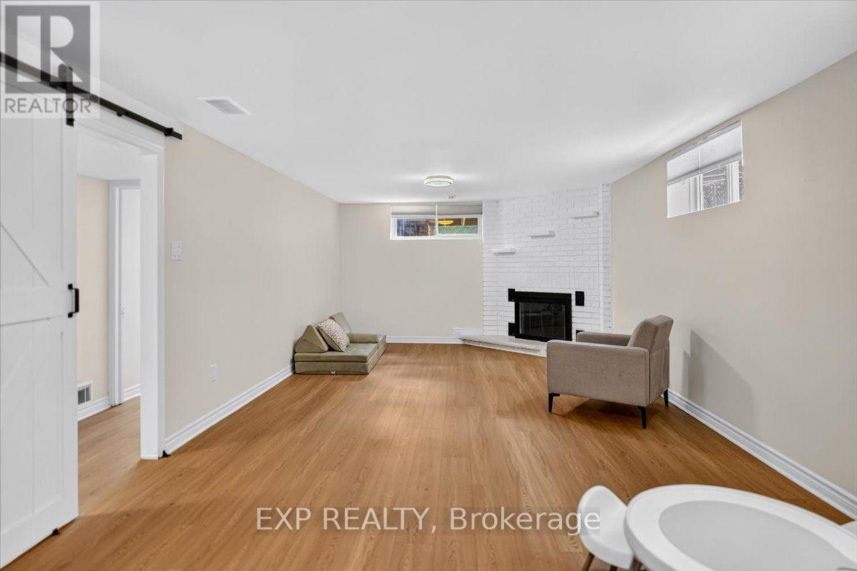 39 PROUSE DRIVE - 19