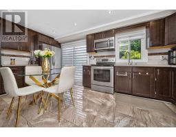 4 Summertime Court, Brampton, ON L6Z2B4 Photo 10