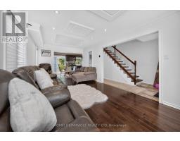 4 Summertime Court, Brampton, ON L6Z2B4 Photo 6