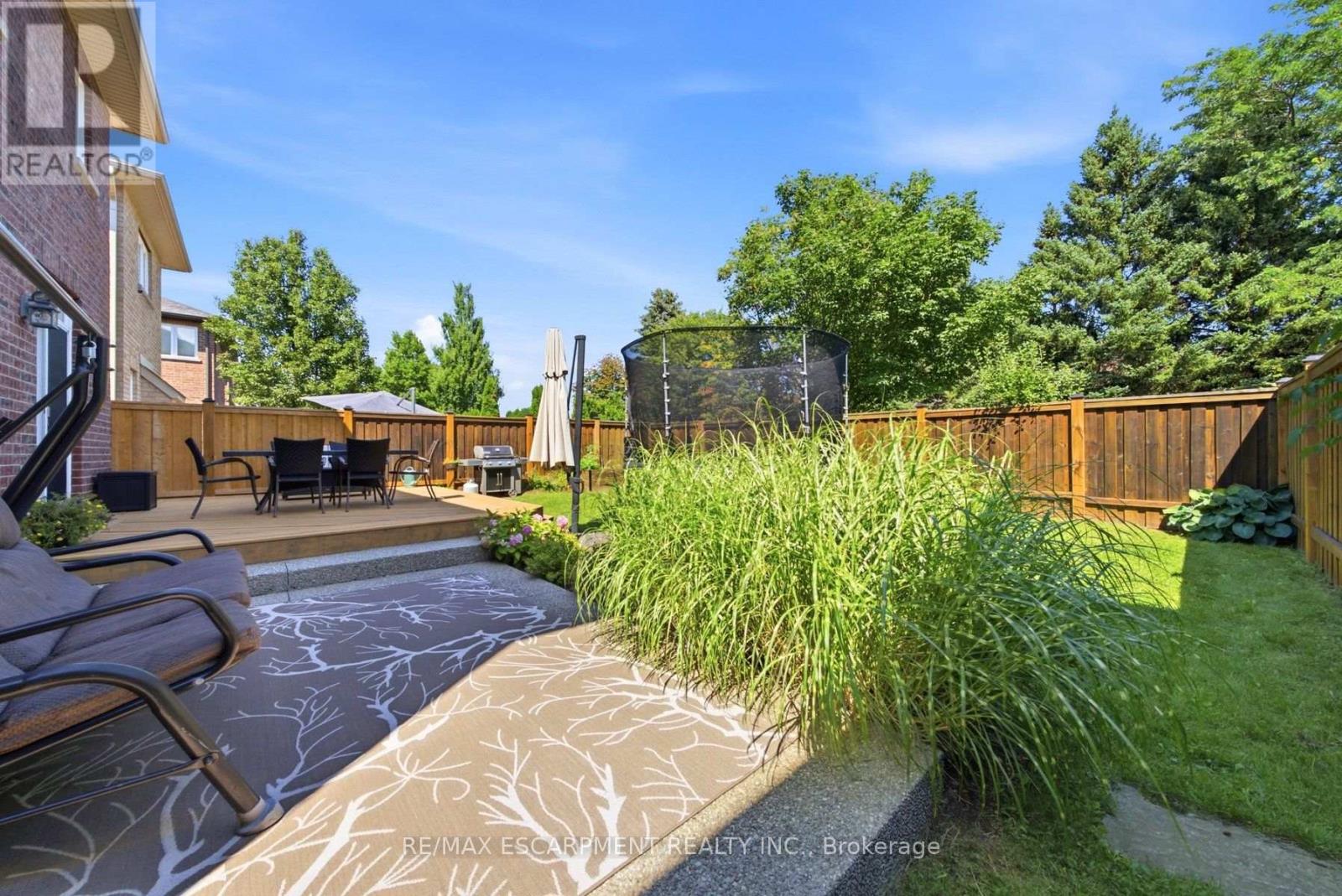 401 VALRIDGE DRIVE - 44