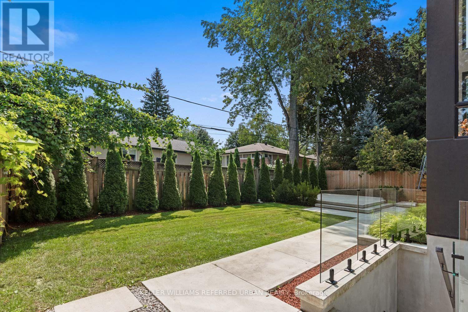 27 BERKINSHAW CRESCENT - 46