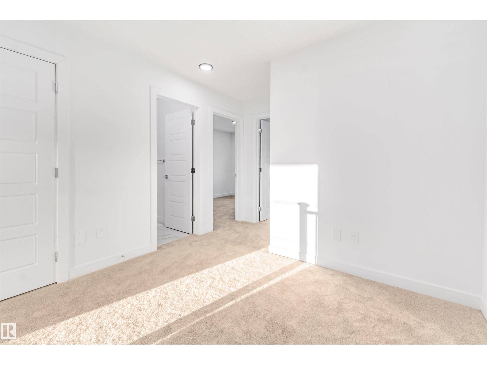 1519 211 Street NW - 21