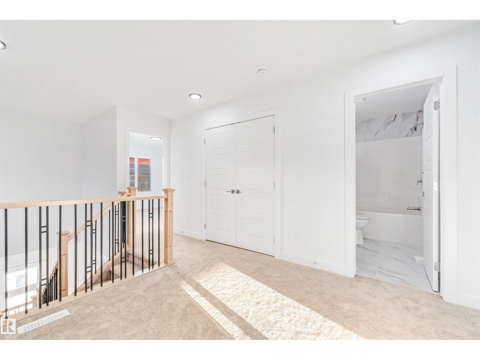 1519 211 Street NW - 22