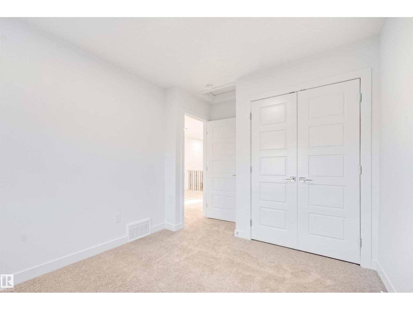 1519 211 Street NW - 33