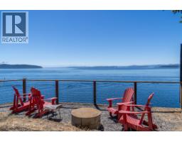 7918 Swanson View Drive, Pender Island, BC V0N2M2 Photo 29