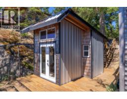 7918 Swanson View Drive, Pender Island, BC V0N2M2 Photo 27