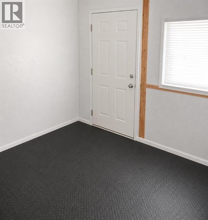 214 Gleichen Street - 16