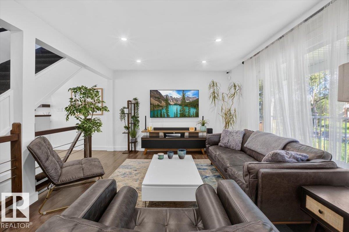 10951 62 AV NW - Image 4