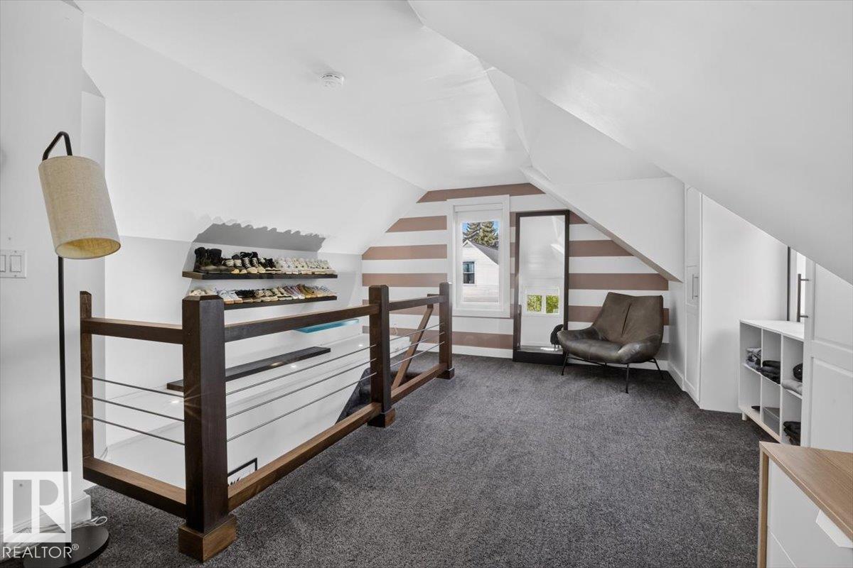 10951 62 AV NW - 26