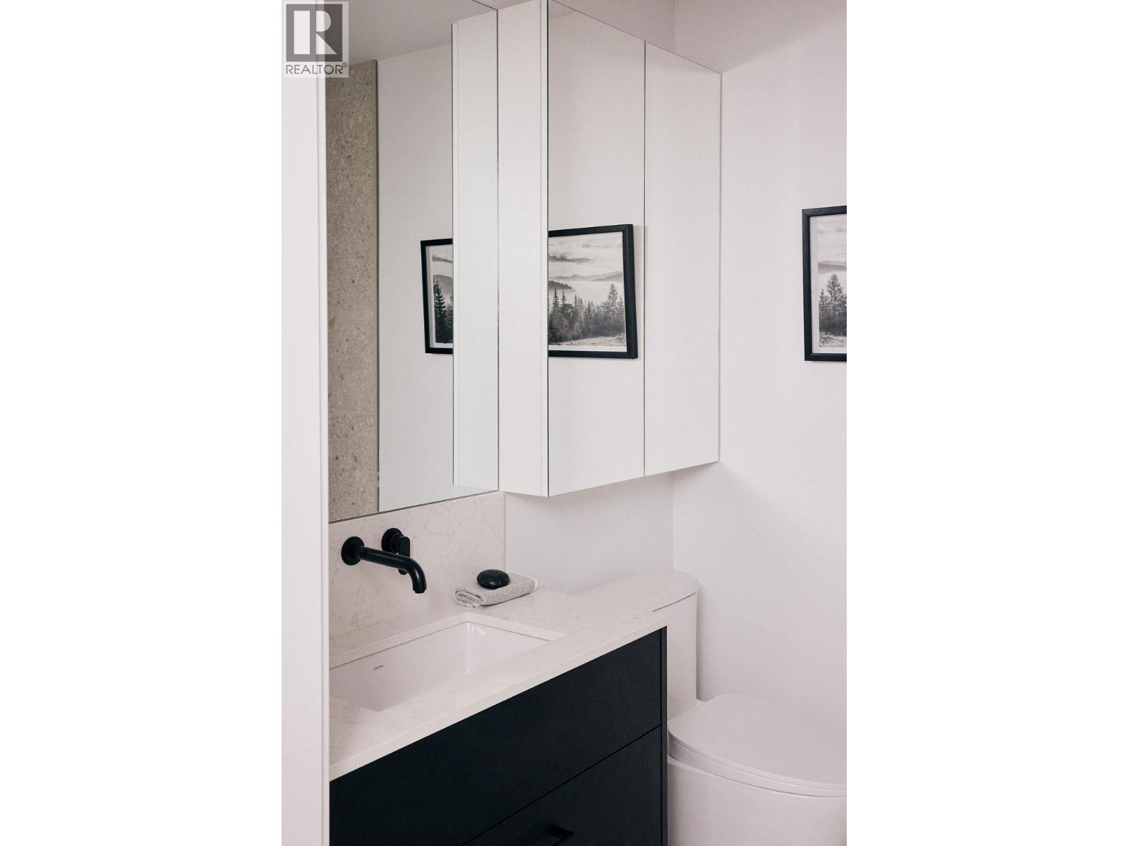 6 37940 FOURTH AVENUE, Squamish