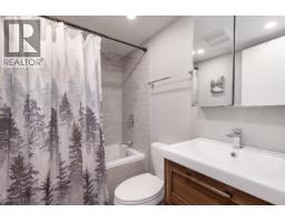 301 2129 Lake Placid Road, Whistler, BC V8E0N4 Photo 13