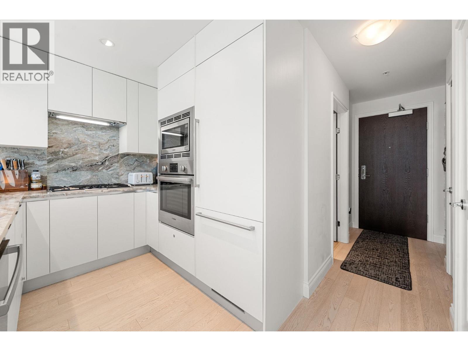 201 175 VICTORY SHIP WAY, North Vancouver