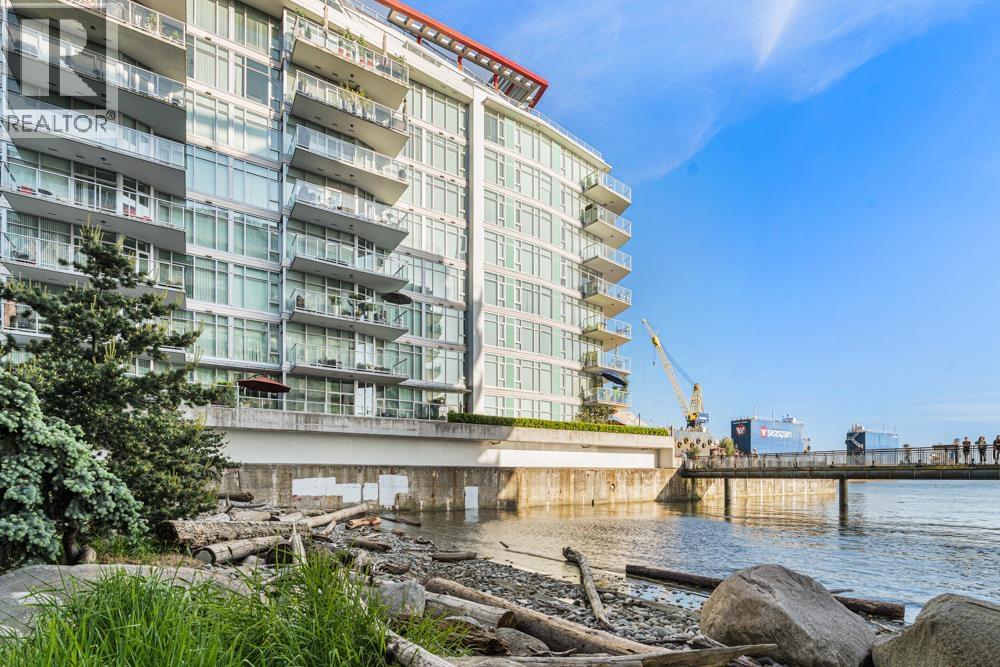 201 175 VICTORY SHIP WAY, North Vancouver