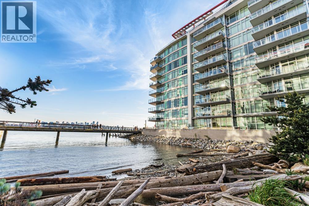 201 175 VICTORY SHIP WAY, North Vancouver