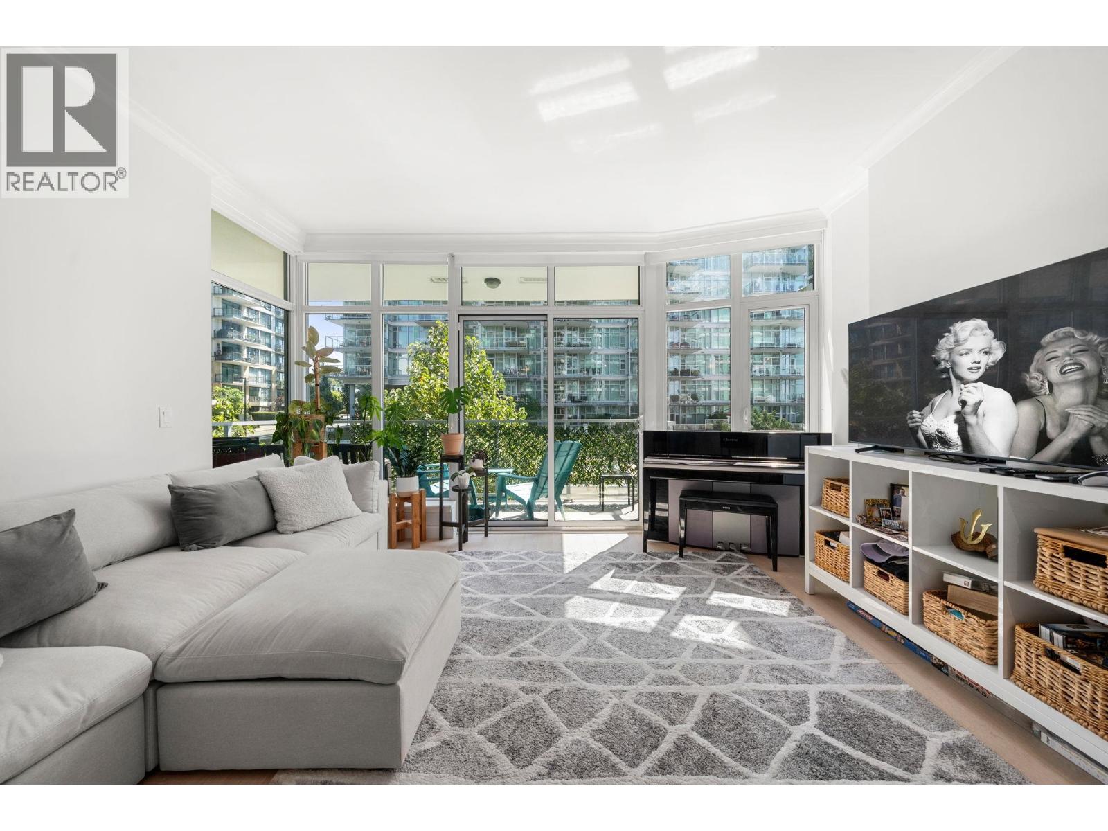 201 175 VICTORY SHIP WAY, North Vancouver