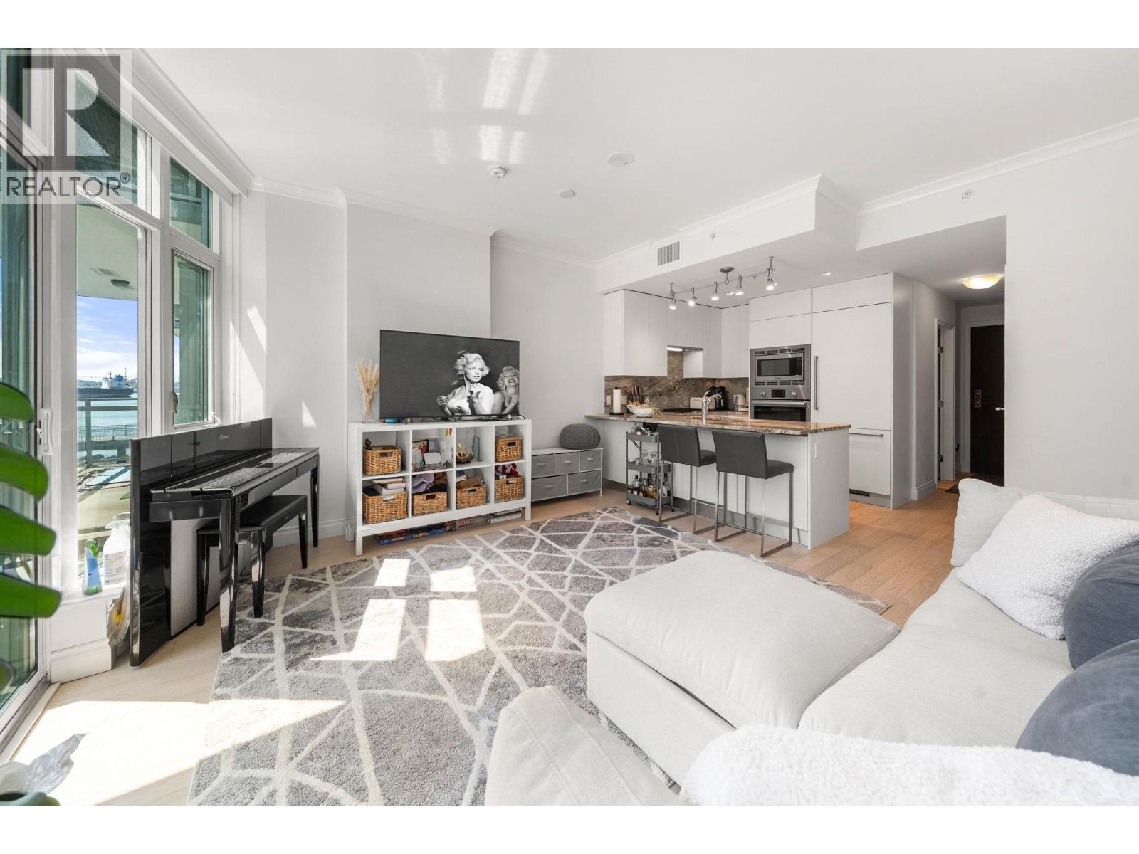 201 175 VICTORY SHIP WAY, North Vancouver