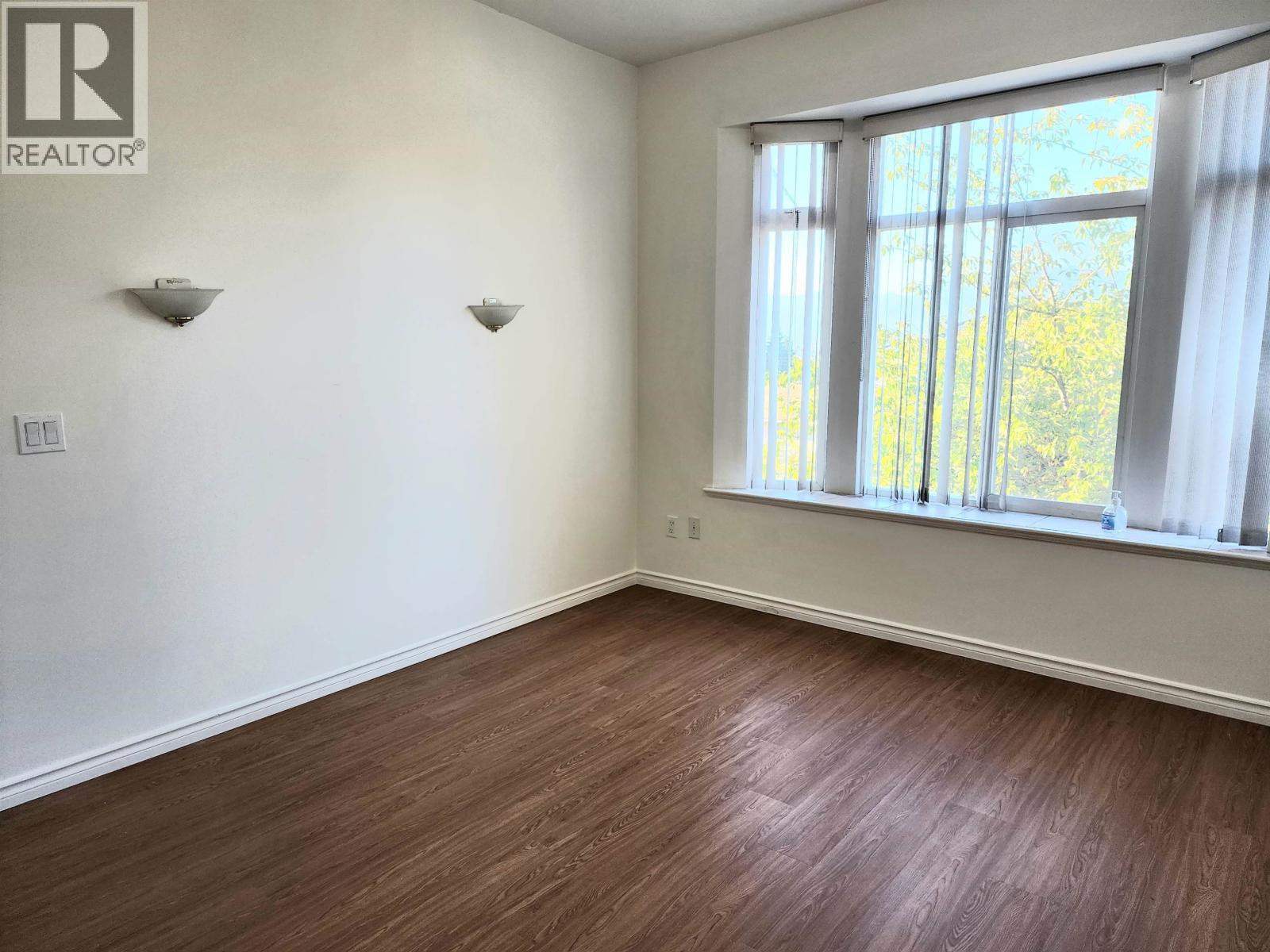 35xx NORMANDY DRIVE, North Vancouver