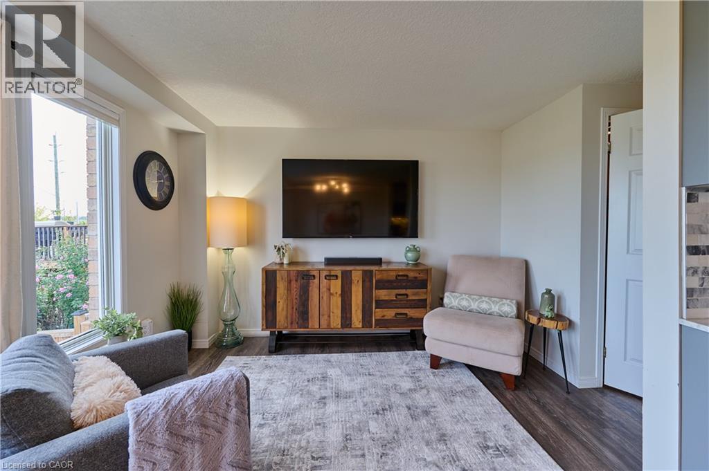 212 RED CLOVER Court - 9
