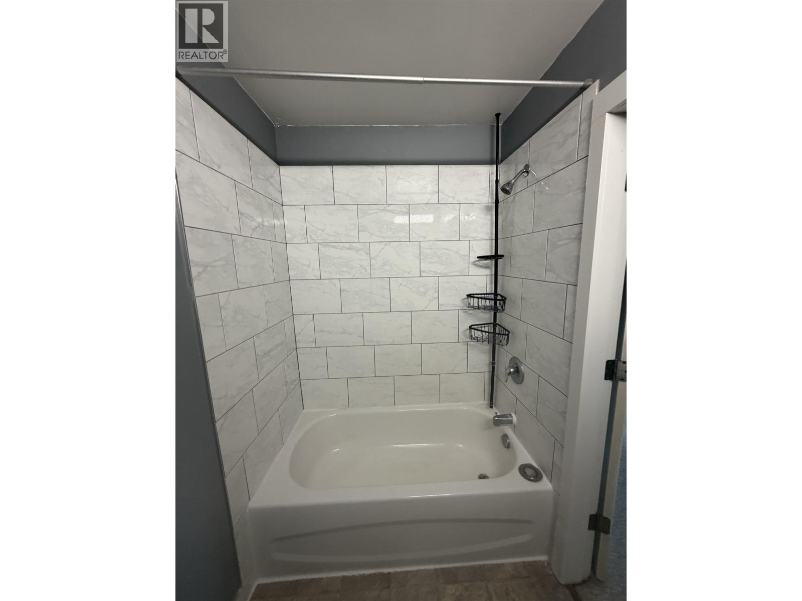 Photo 17 of 27 — D75 2131 UPLAND STREET · Prince George, BC