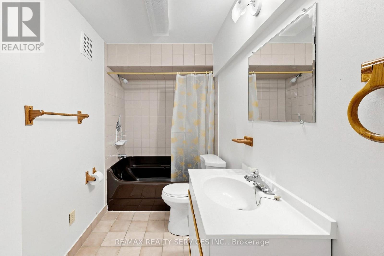 25 MALCOLM CRESCENT - Image 41