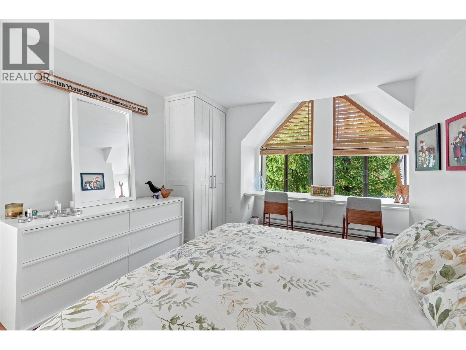 4 4637 BLACKCOMB WAY, Whistler