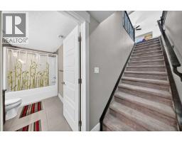 160 Kinniburgh Circle, Chestermere, AB T1X0P8 Photo 32