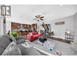 4pc Bathroom - 160 Kinniburgh Circle, Chestermere, AB T1X0P8 Photo 9