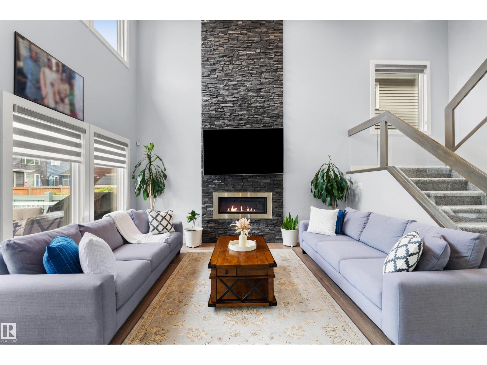 16327 17 AV SW - Image 11
