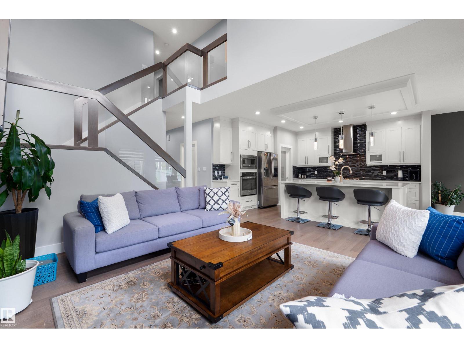 16327 17 AV SW - Image 12