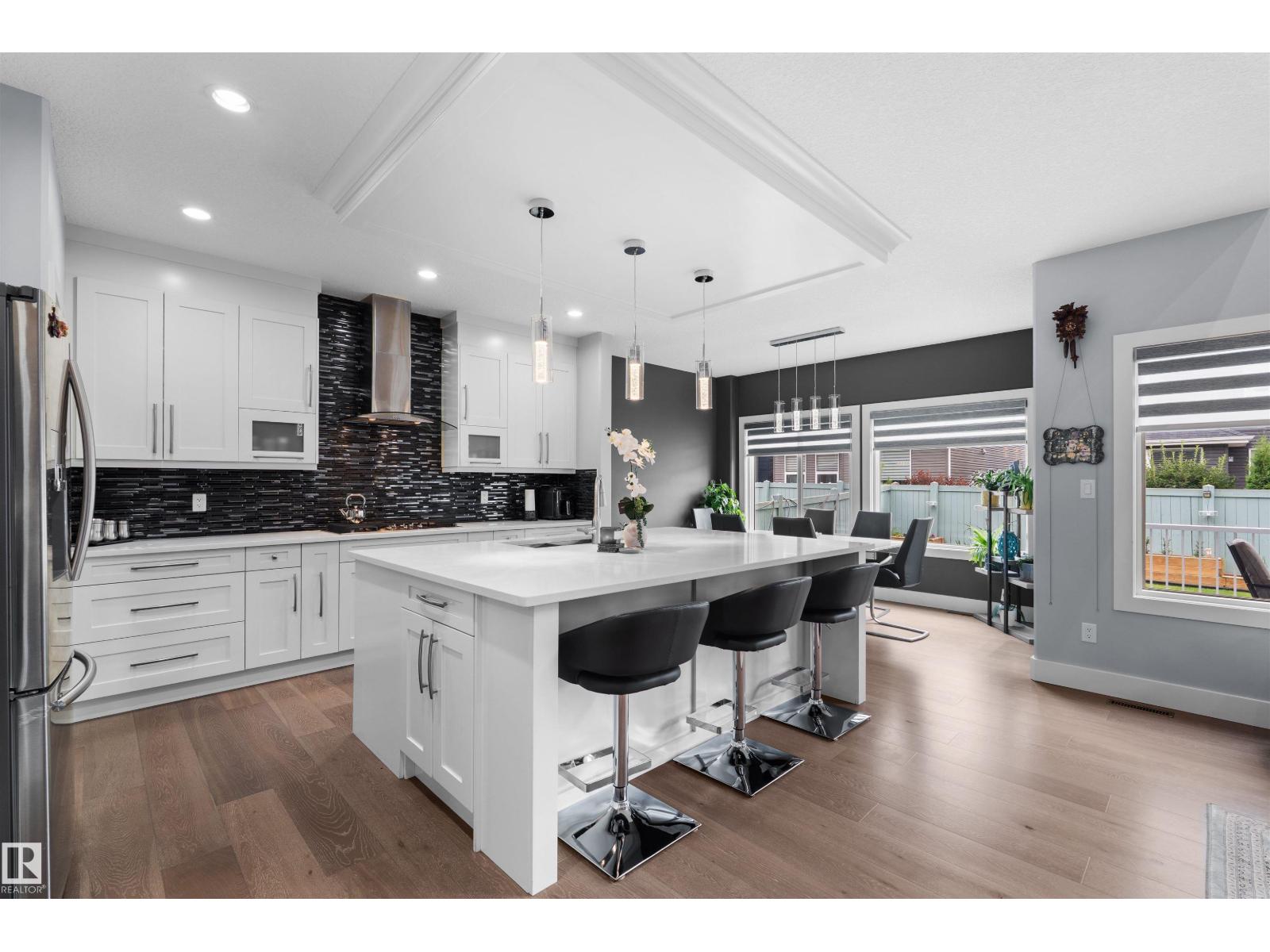 16327 17 AV SW - Image 13