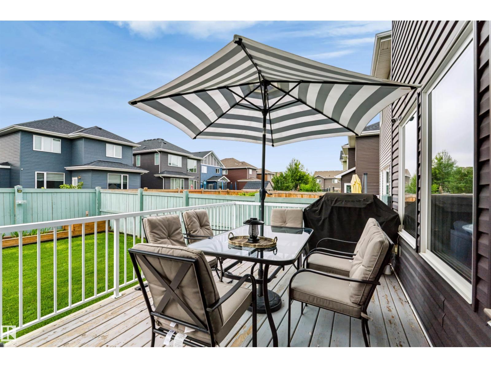 16327 17 AV SW - Image 33