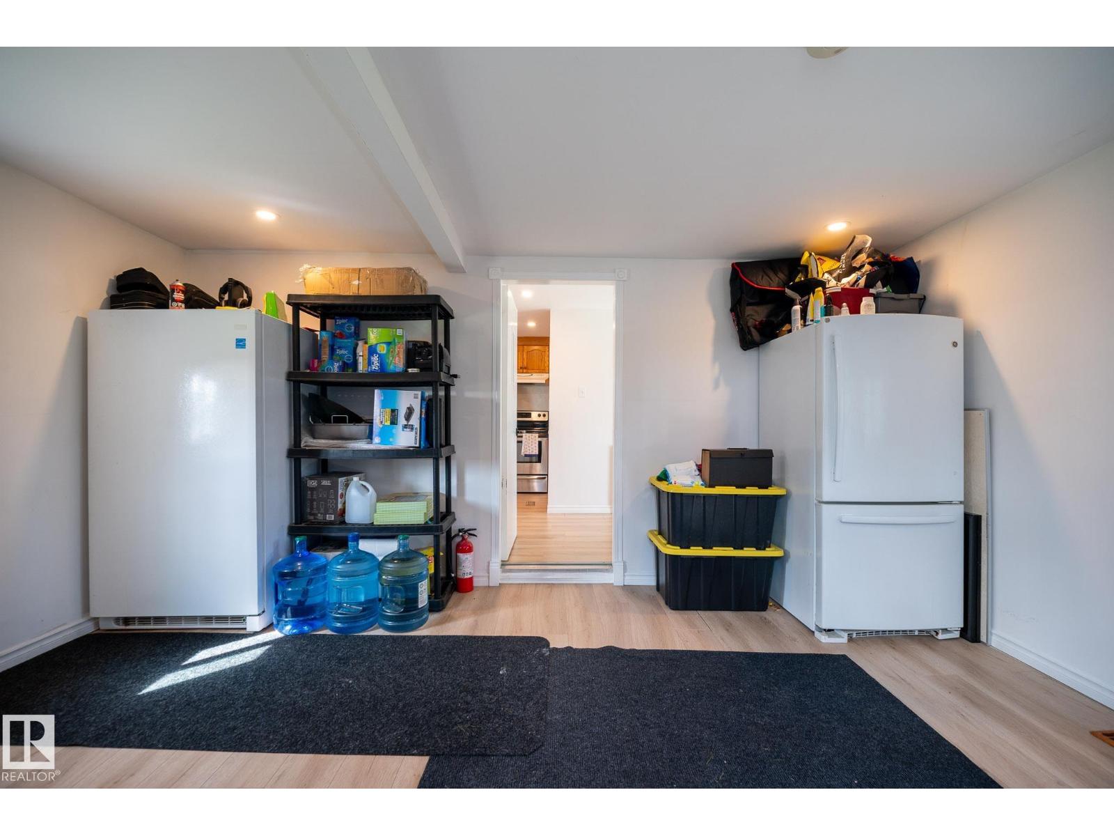 214067 HWY 55 - Image 12