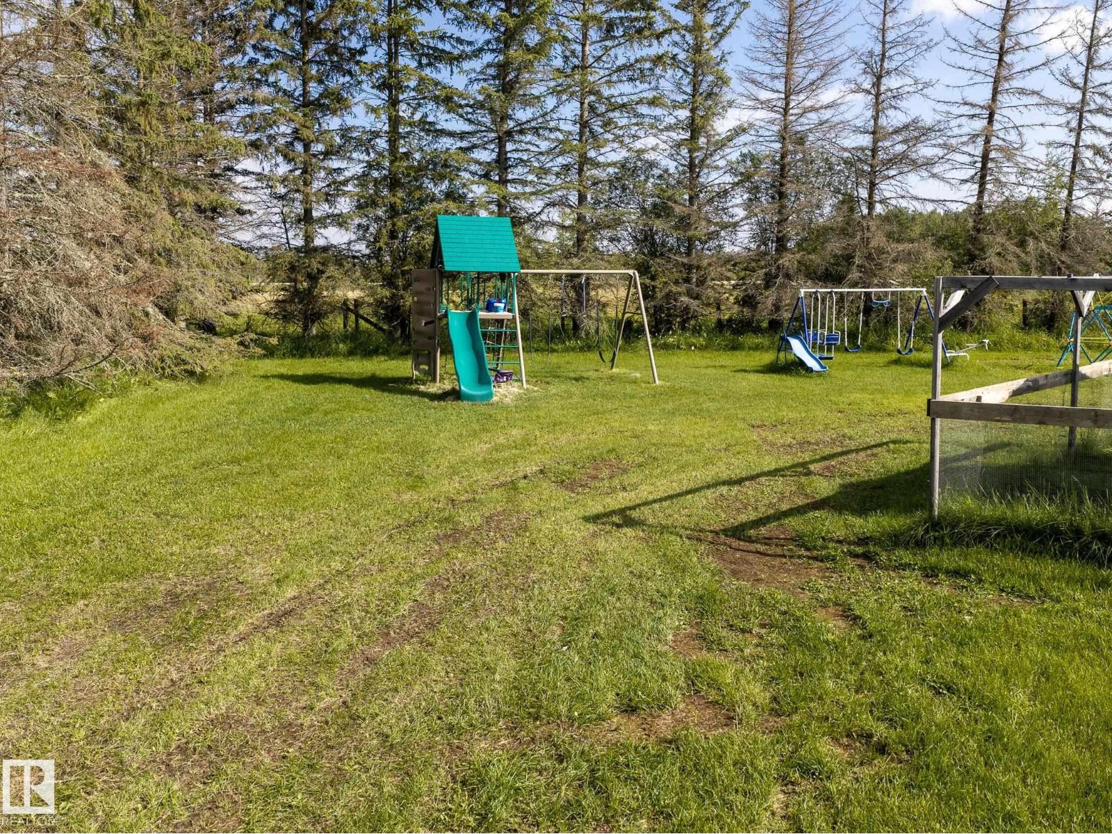 214067 HWY 55 - Image 36