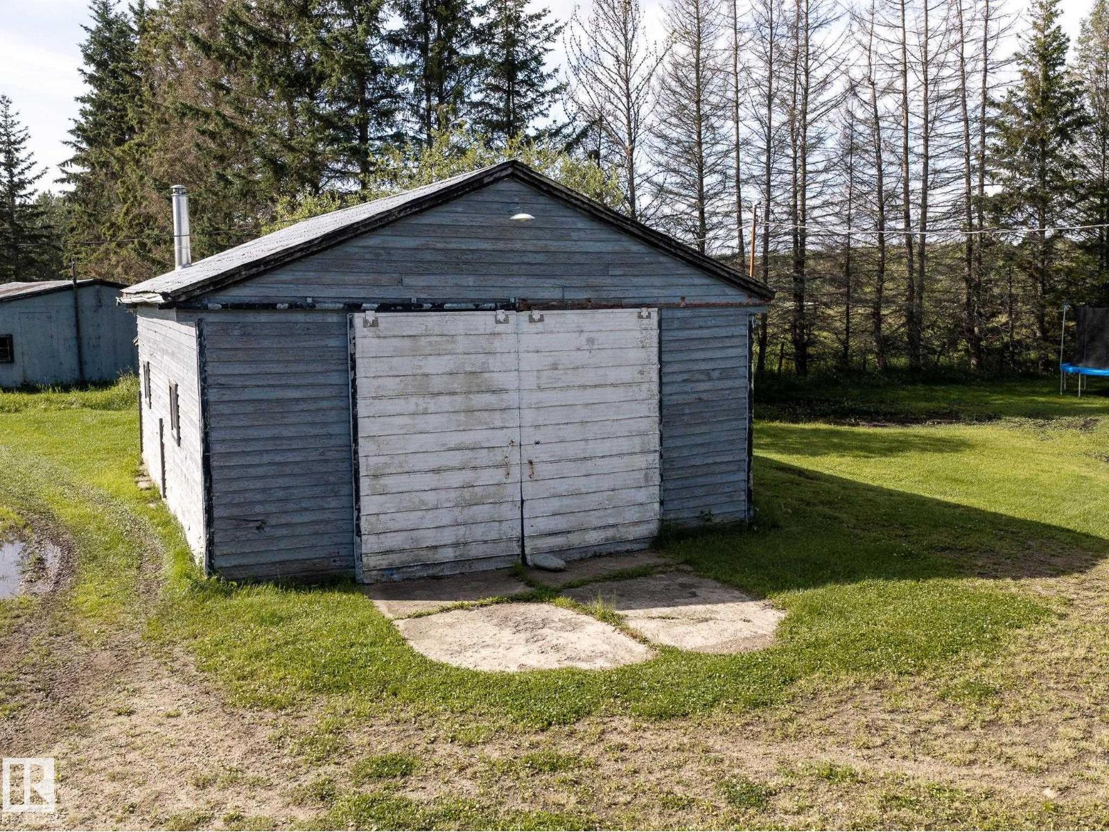 214067 HWY 55 - Image 38