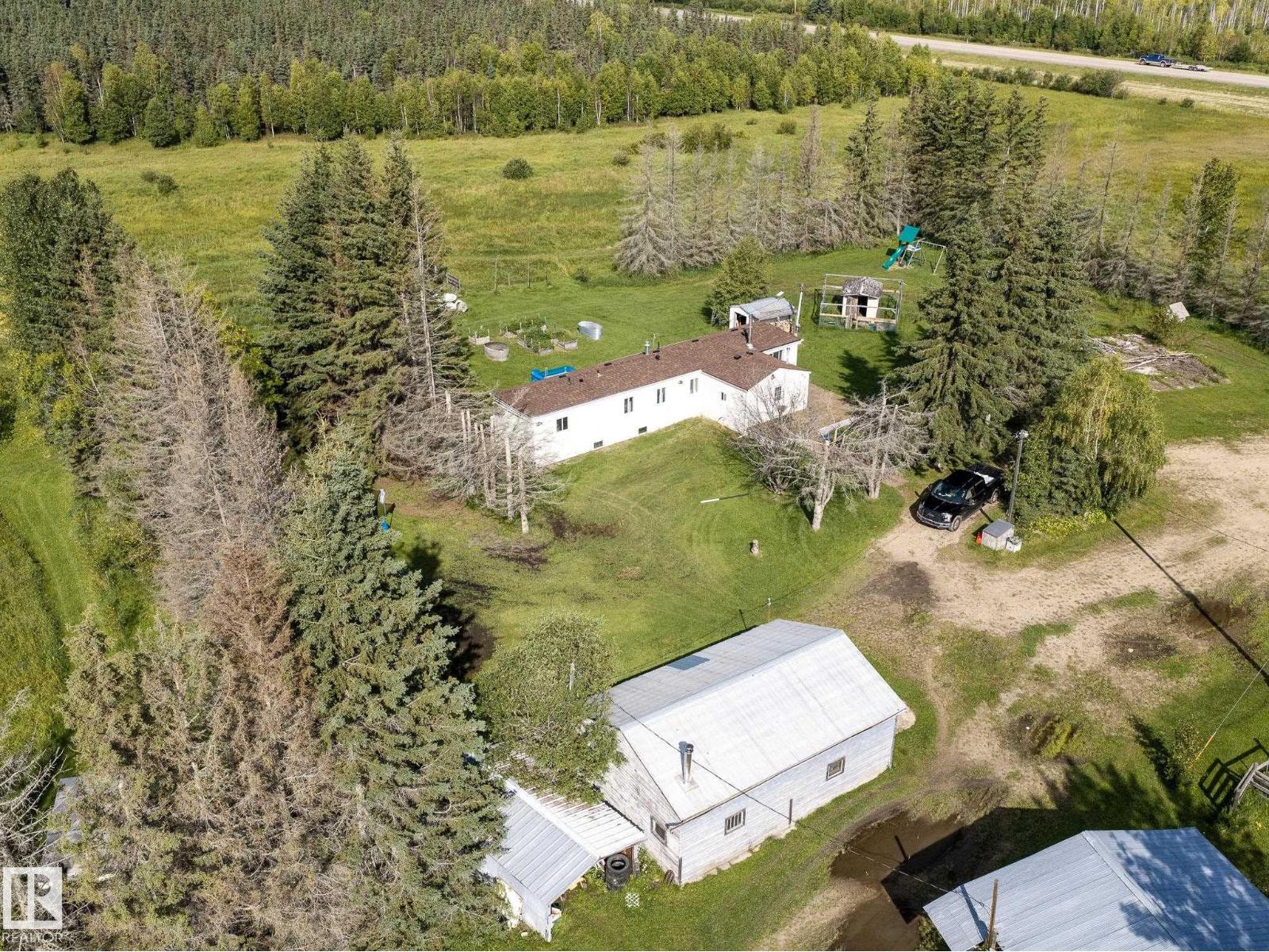 214067 HWY 55 - Image 60